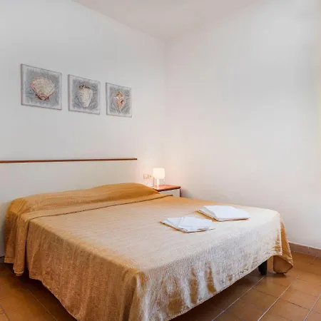 Appartamento Elbamar Lacona I-3 By Interhome