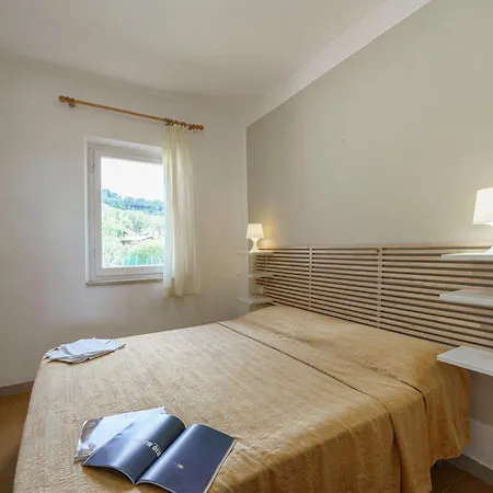 Elbamar Lacona I-3 By Interhome